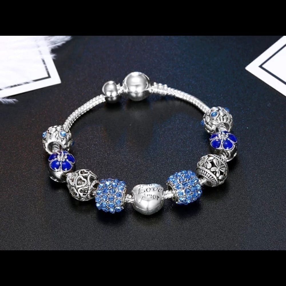 TRENDY BLUE 9 PIECE CHARM BRACELET - Picture 2 of 3